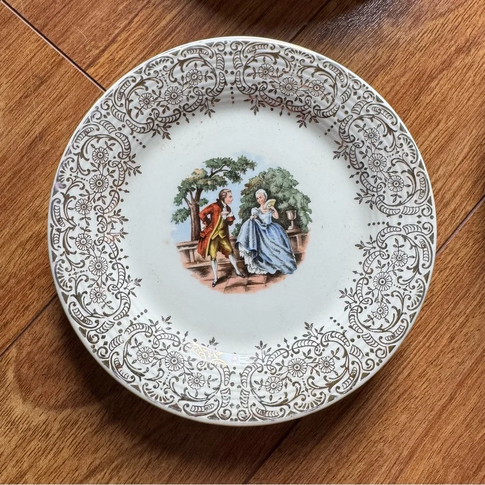 1940s  Sebring Pottery Co Made In USA Chantilly 22k Gold Trim Dish Set of 13